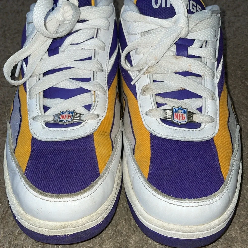 Reebok x NFL Minnesota Viking purple gold white mens sneakers - Picture 8 of 14